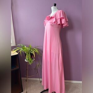 Vintage light pink stretchy maxi dress with butterfly sleeves and rose